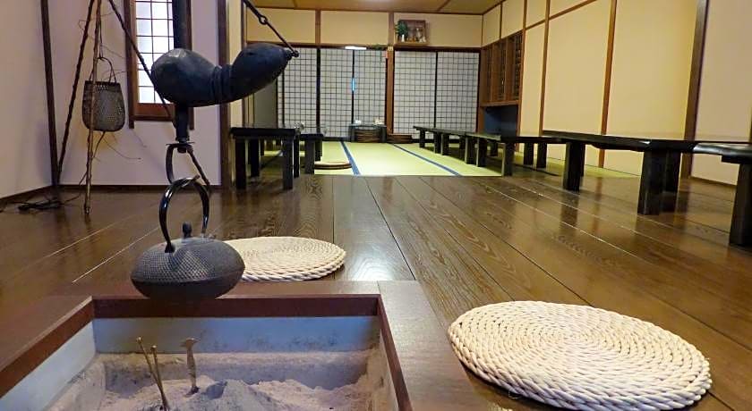 Minshuku Kuwataniya Ryokan