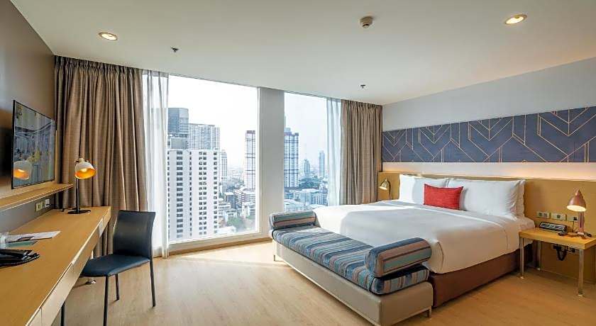 VELA Dhi GLOW Pratunam