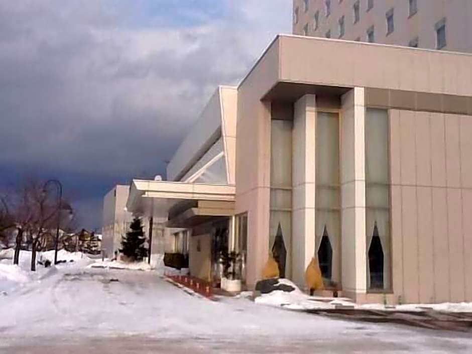Hotel Okhotsk Palace
