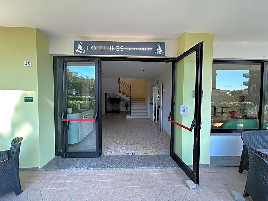 Hotel Ines