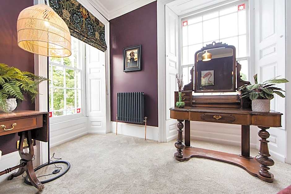 Skeldale House 'All Creatures Great & Small' Luxury Apartments & Studios in Askrigg, Yorkshire Dales