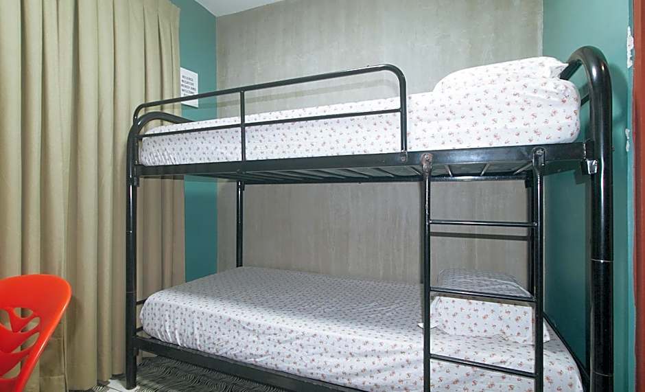 Rcee Place by RedDoorz