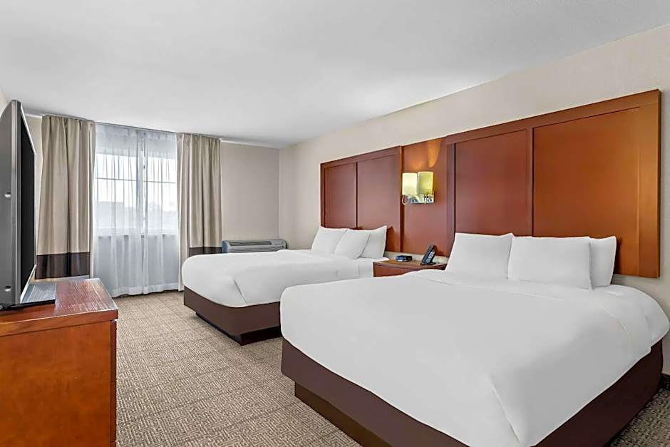 Comfort Inn City of Natural Lakes
