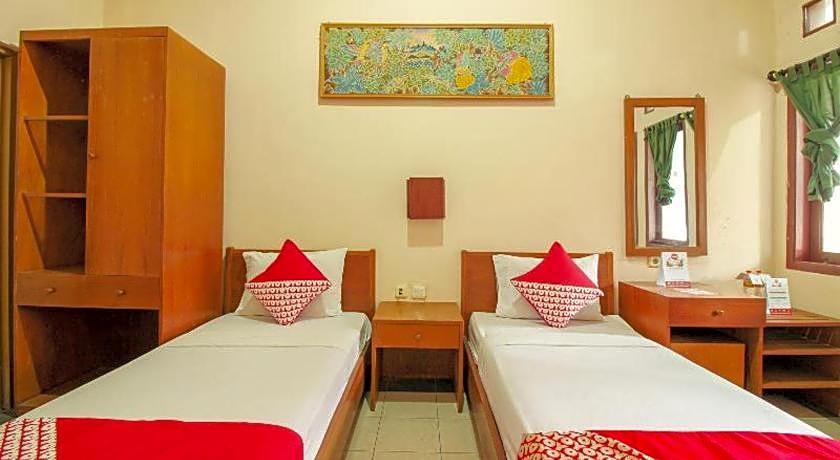 RedDoorz Plus @ Hotel Sofia Pangandaran