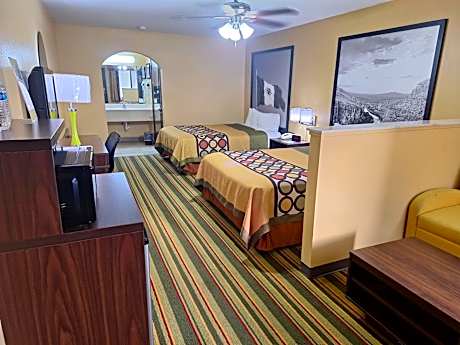 Queen Room with Two Queen Beds - Non-Smoking