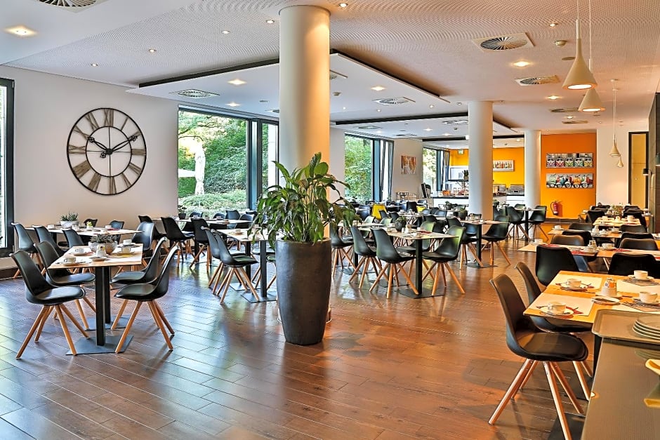 Hotel Frankfurt Messe affiliated by Melia