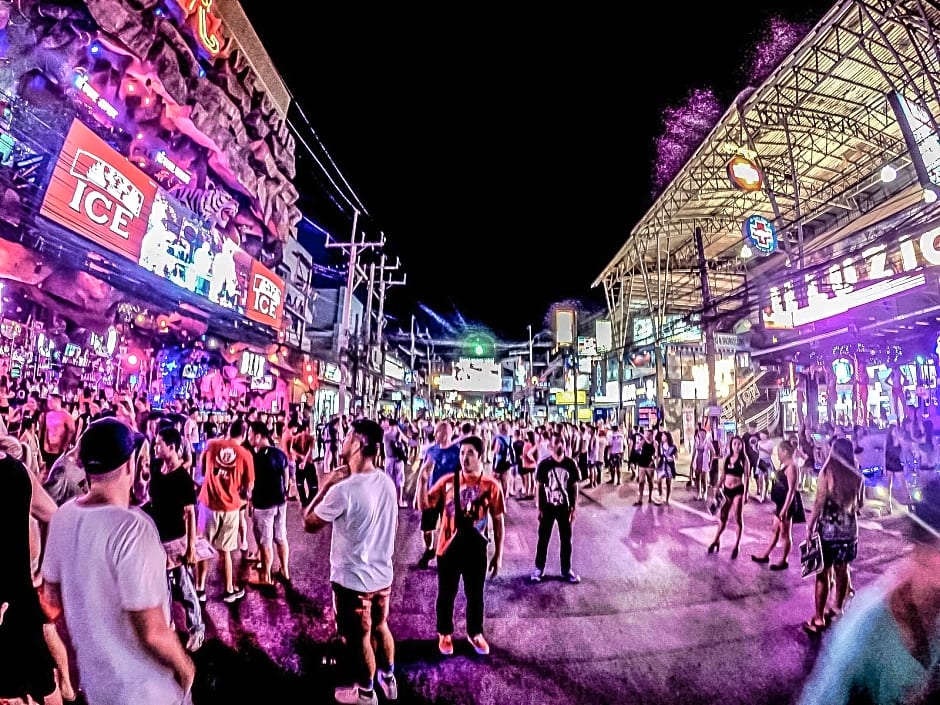 Sleep Box Patong Hostel