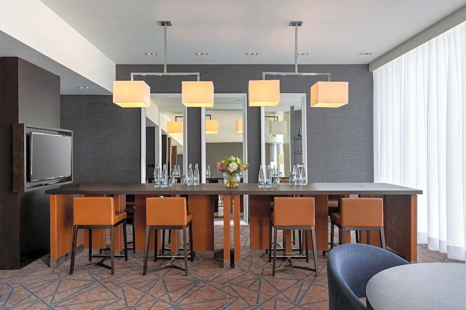 Crowne Plaza Geneva By IHG