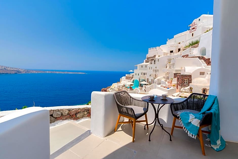 ArmonOia Luxury Caves