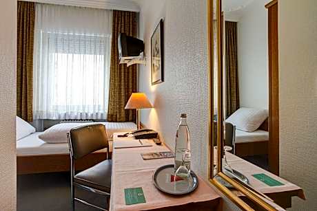 Standard Room, 1 Single Bed