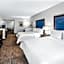 Holiday Inn Express & Suites Wilmington-Newark by IHG