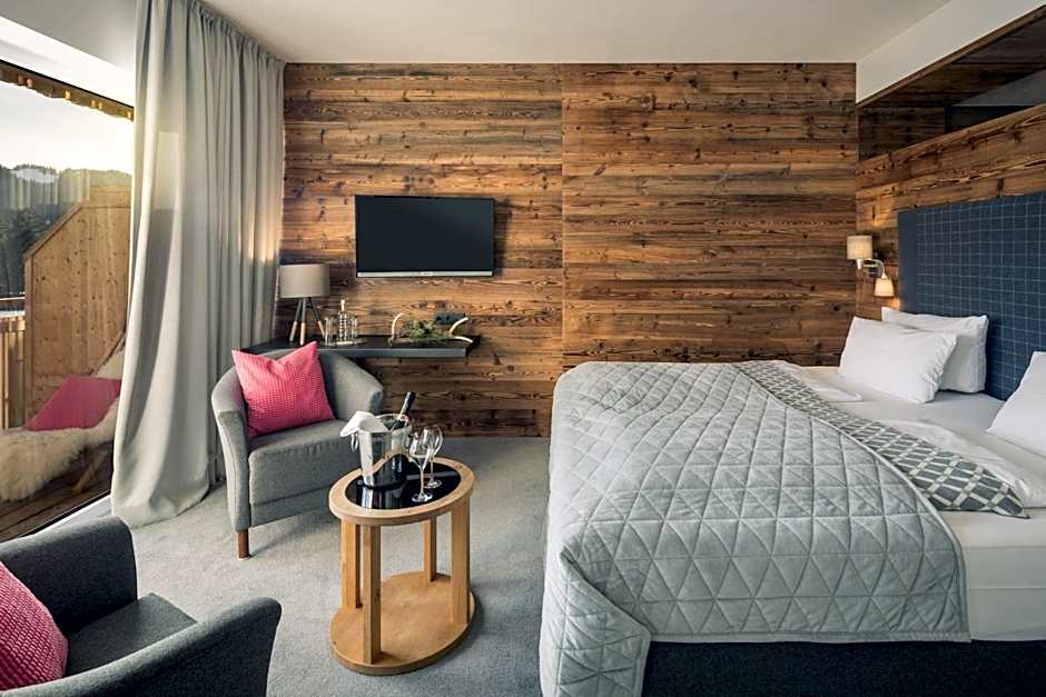 Torghele's Wald & Fluh