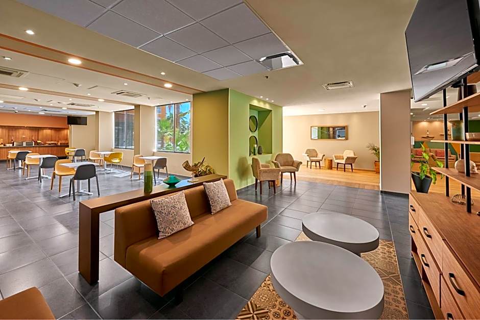 City Express Plus by Marriott Cabo San Lucas