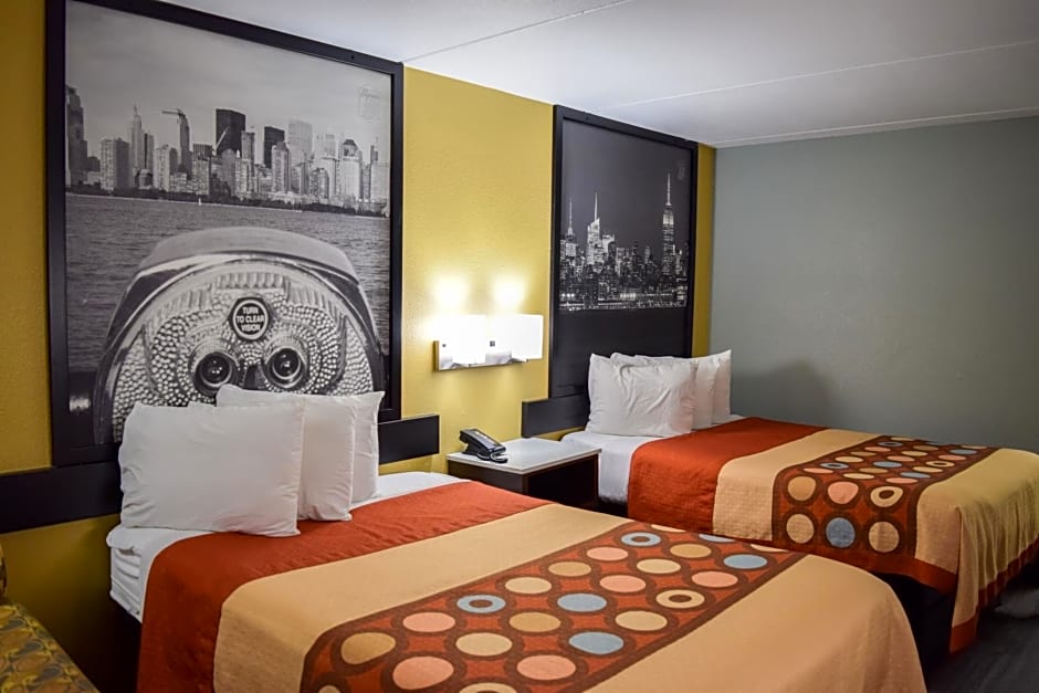 Super 8 by Wyndham Raleigh Downtown South