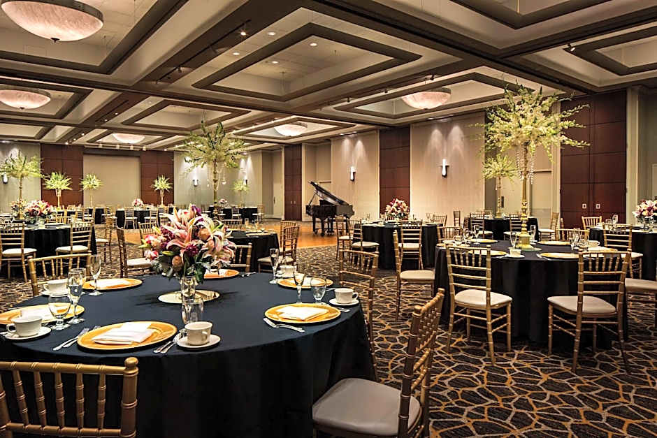 DoubleTree By Hilton Newark - Fremont