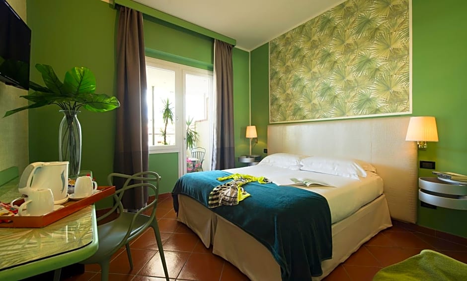 De La Pace- Sure Hotel Collection by Best Western
