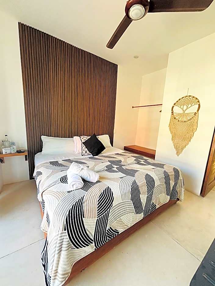 HOTEL MITTOZ HOLBOX