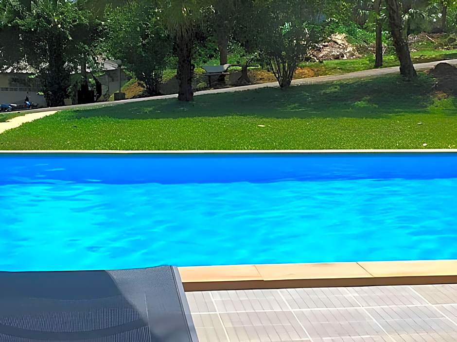 Khaolak Hillside Villa