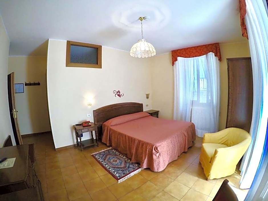 Hotel Ristorante Combolo