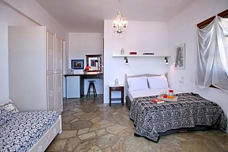 Superior Double Room with Balcony