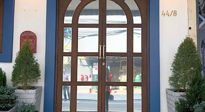 Hide and Seek Boutique Hometel