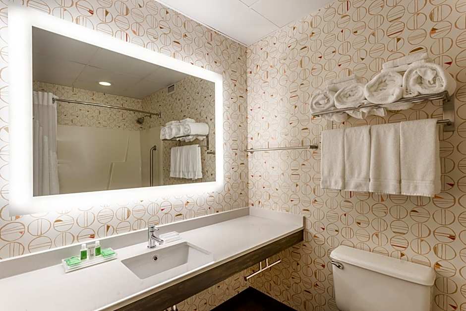 Holiday Inn Philadelphia South Swedesboro Hotel By IHG