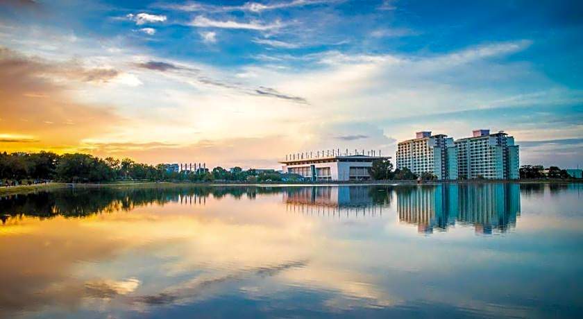 Mayflower Grande Hotel