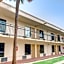 Days Inn by Wyndham St. Petersburg / Tampa Bay Area