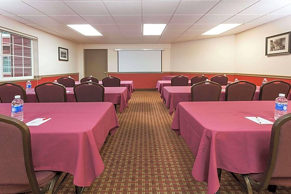 Ramada by Wyndham Portland