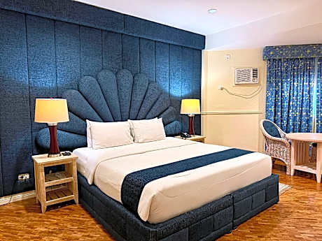 Coco Grande Hotel