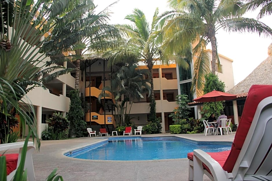 Hotel Palapa Palace Inn