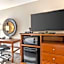 Drury Inn & Suites Atlanta Airport
