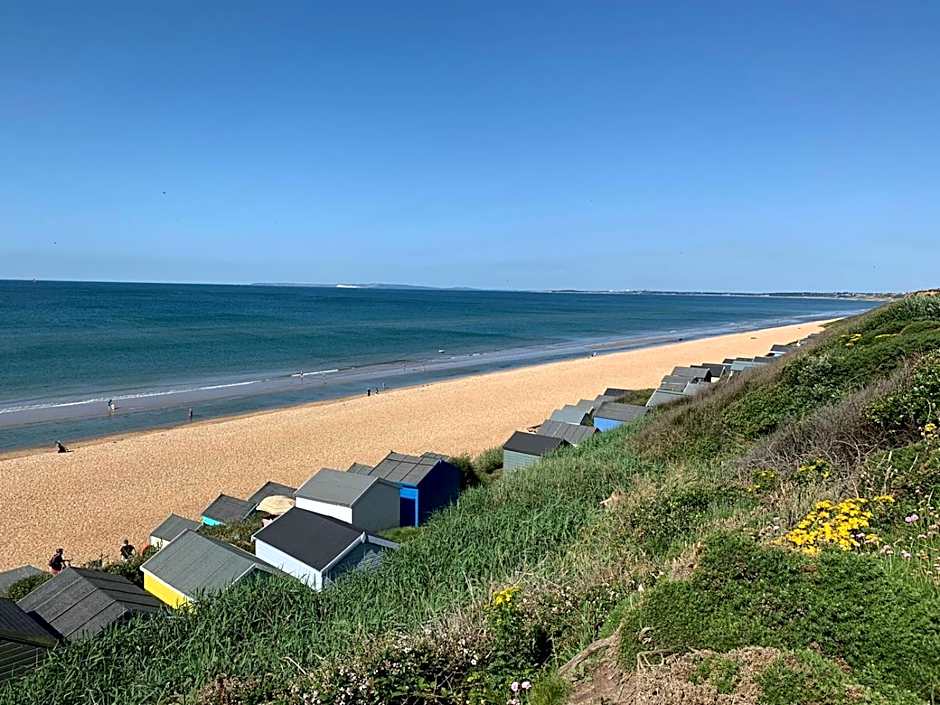 Luxury Woodland Retreat Holiday Home - Shorefield Country Park