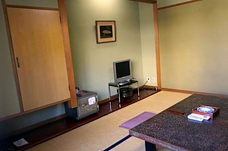 Japanese-Style Economy Room with Shared Bathroom