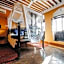 Kholle House