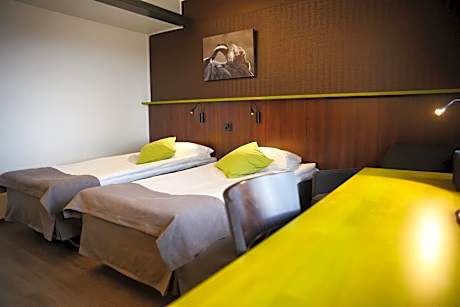 Twin Room with Balcony