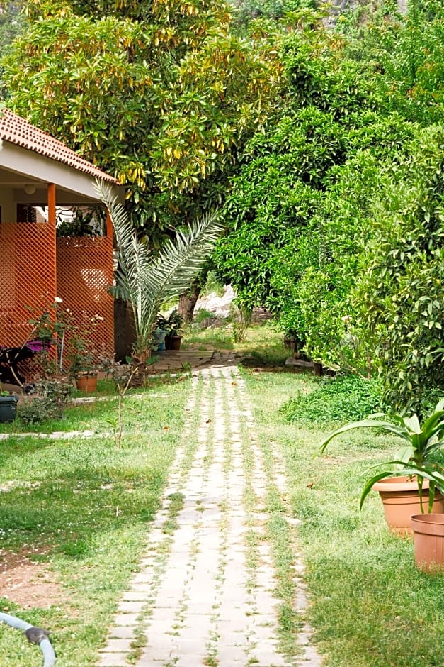 Village Garden Pansiyon