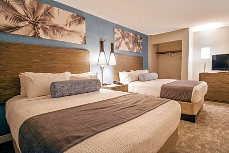 Paradise Oceanfront Deluxe Two Bedroom Condo
