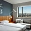 Hyatt Regency Paris Etoile