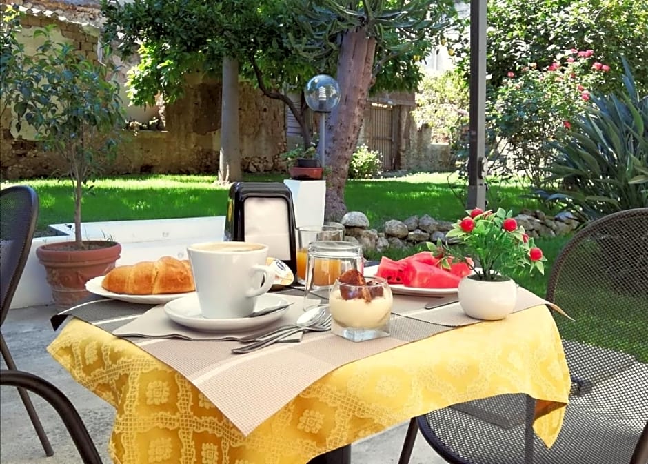 Cosmo Rooms a pochi passi da Tropea