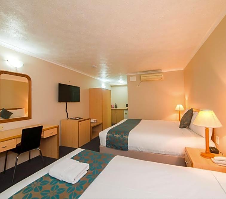 Harbour Sails Motor Inn