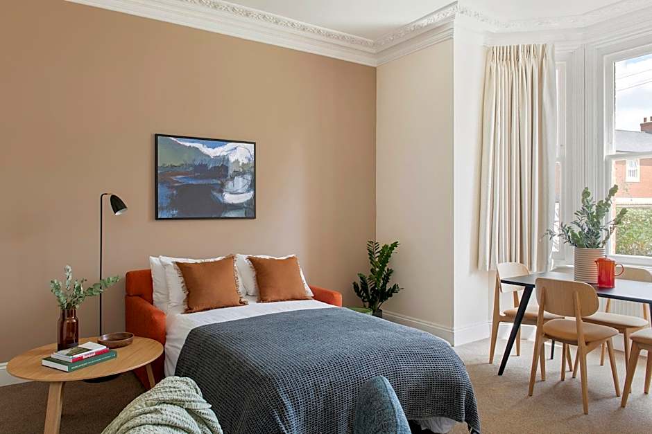 SACO Reading – Castle Crescent