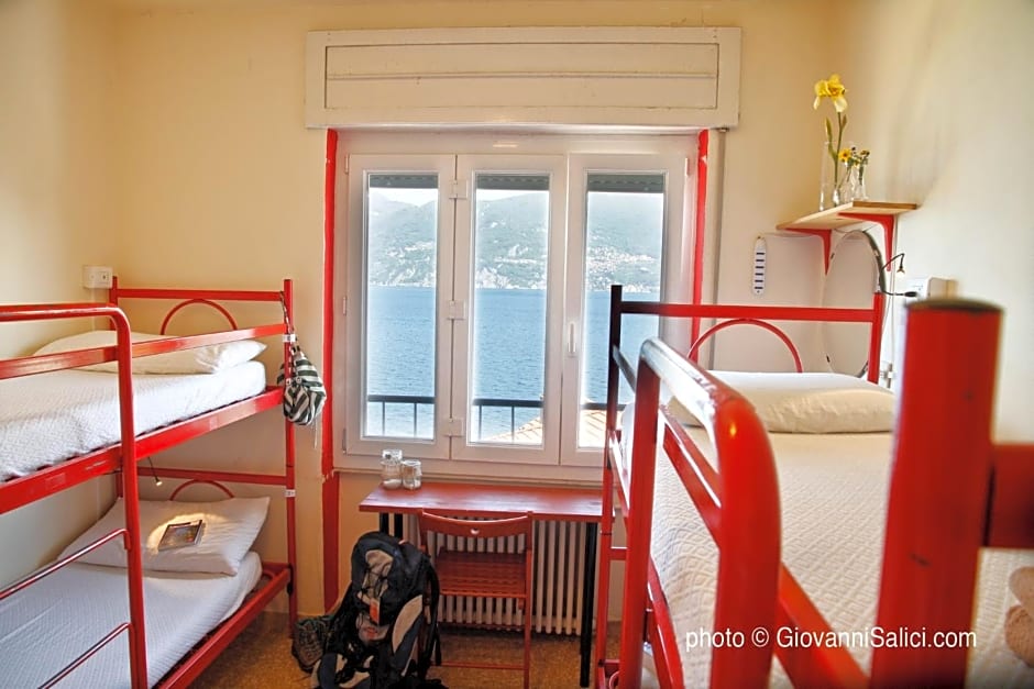 Lake Como Hostel