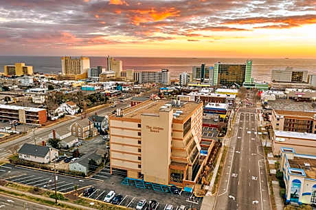The Atrium Resort, Virginia Beach by Vacatia