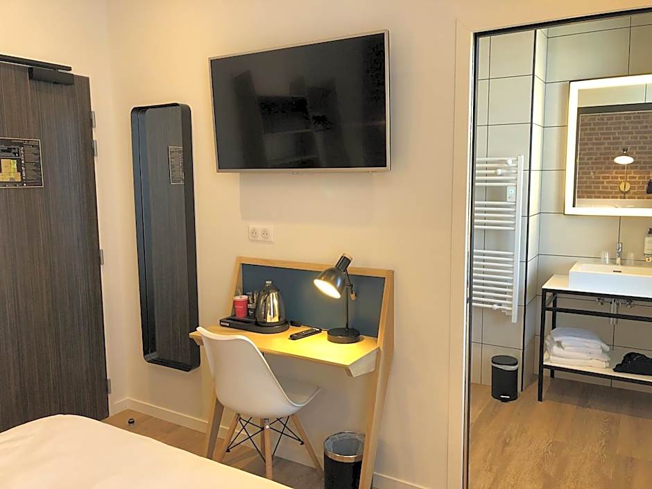 Mayrena Hotel Restaurant