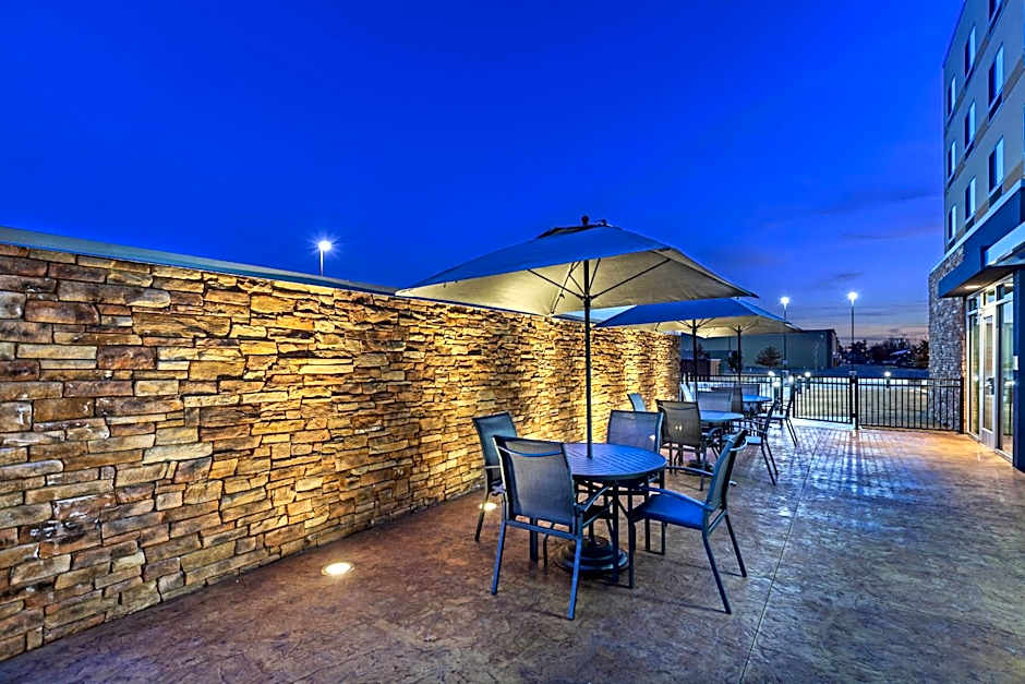 Fairfield Inn & Suites by Marriott Tulsa Catoosa