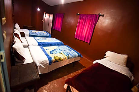 Quadruple Room with Bathroom