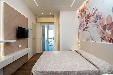Deluxe Double Room with Sea View