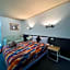 Capri Motel