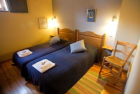 Two-Bedroom Apartment (4 Adults)